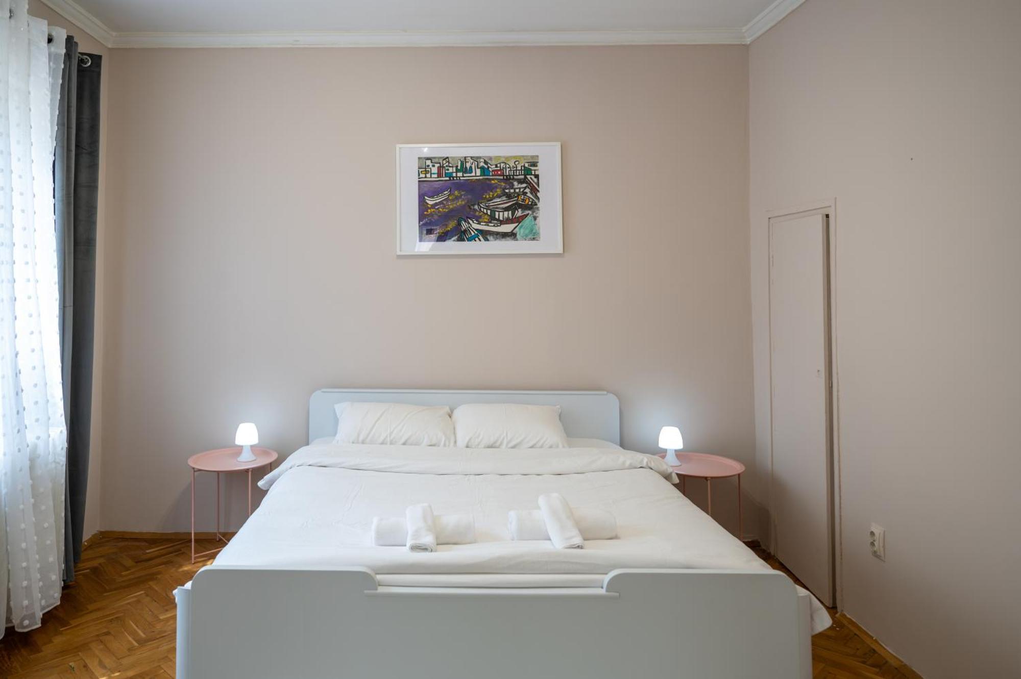 Beautiful Two-Bedroom Apartment In City Center Sofia Exterior photo